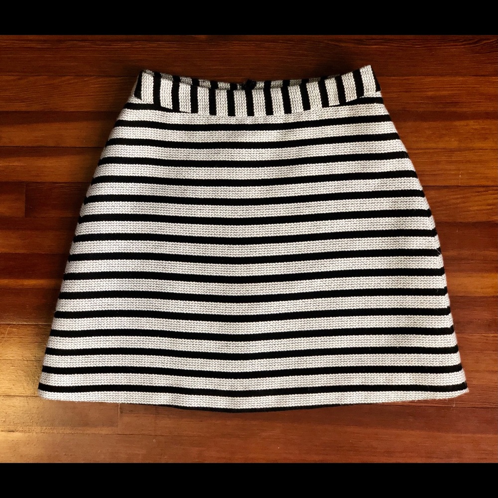 💜 Express Striped High Waisted A-Line Mini Skirt